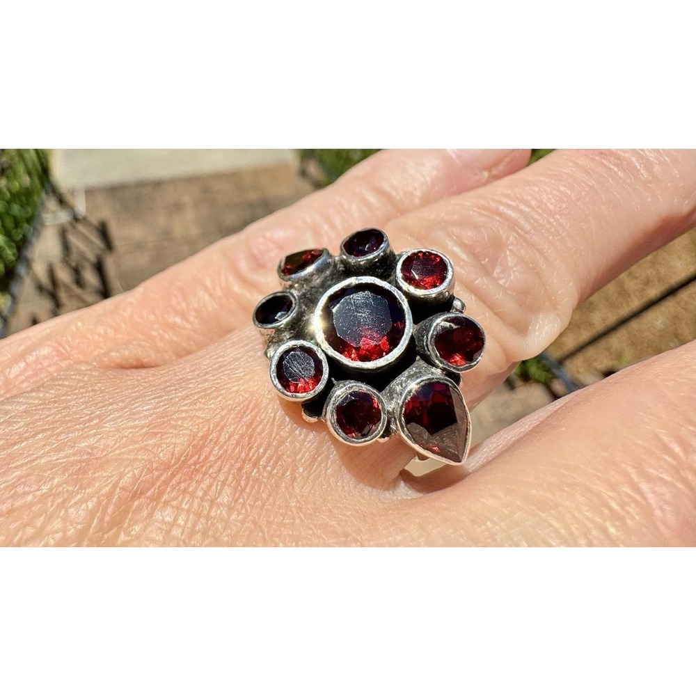 Natural Red Garnet Ring 925 Sterling Silver Faceted Bezel Set Stones Sz 8.25‎